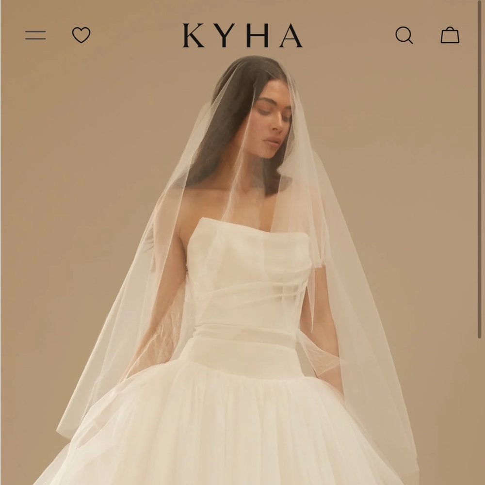 Kyha Sheath Veil - Bright Ivory